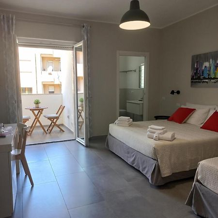 Viariva Rooms 칼리아리 외부 사진